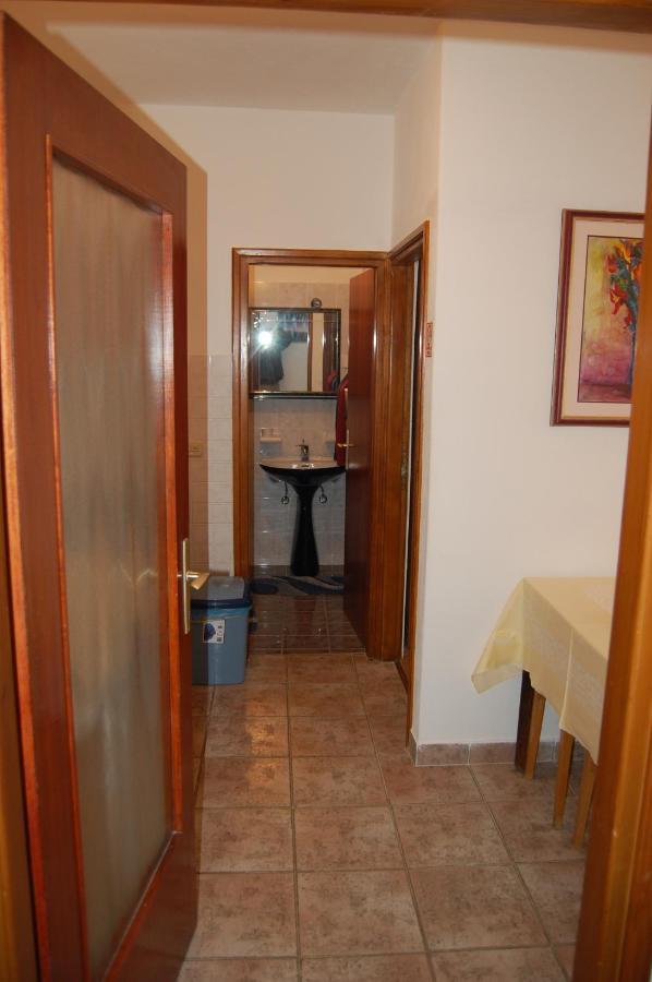 Apartments Villa Angela Krk Town Pokój zdjęcie
