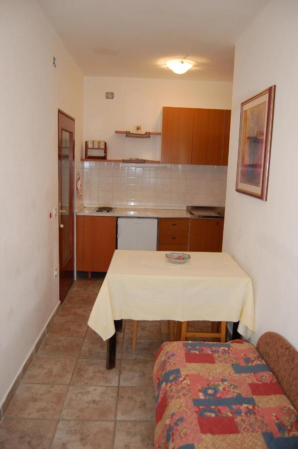 Apartments Villa Angela Krk Town Pokój zdjęcie