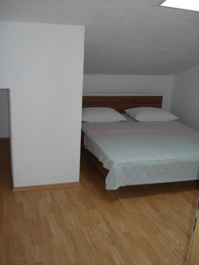 Apartments Villa Angela Krk Town Pokój zdjęcie