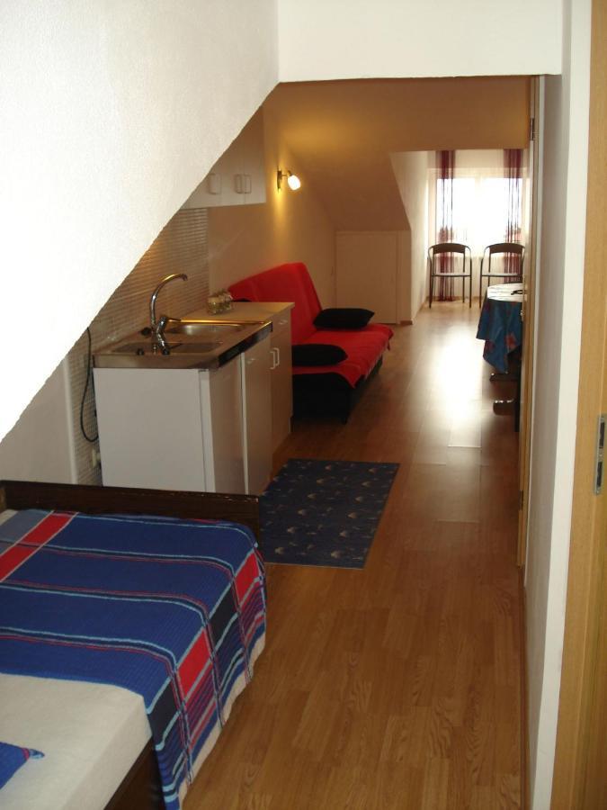 Apartments Villa Angela Krk Town Pokój zdjęcie